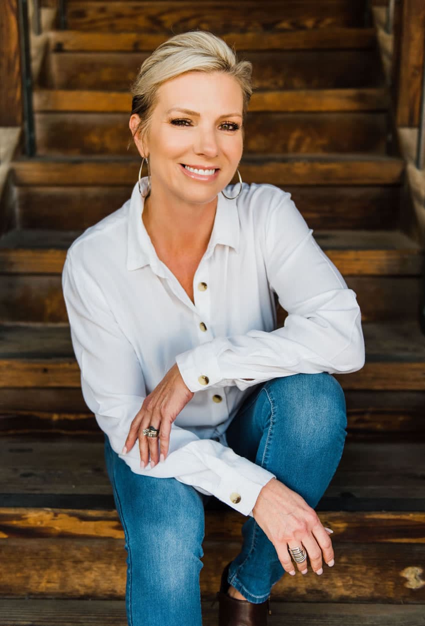 catherine-schiffer-author-speaker-coach-book-pieces-of-me